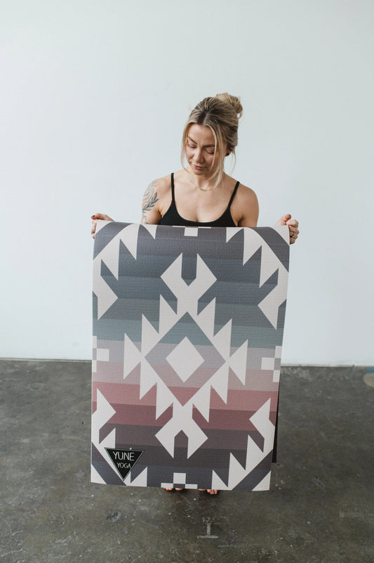 Obsidian Ridge Yoga Mat – 6 mm Extra Thick, Double-Sided Non-Slip, Eco-Friendly PER with UV-Printed Design | Yune Yoga